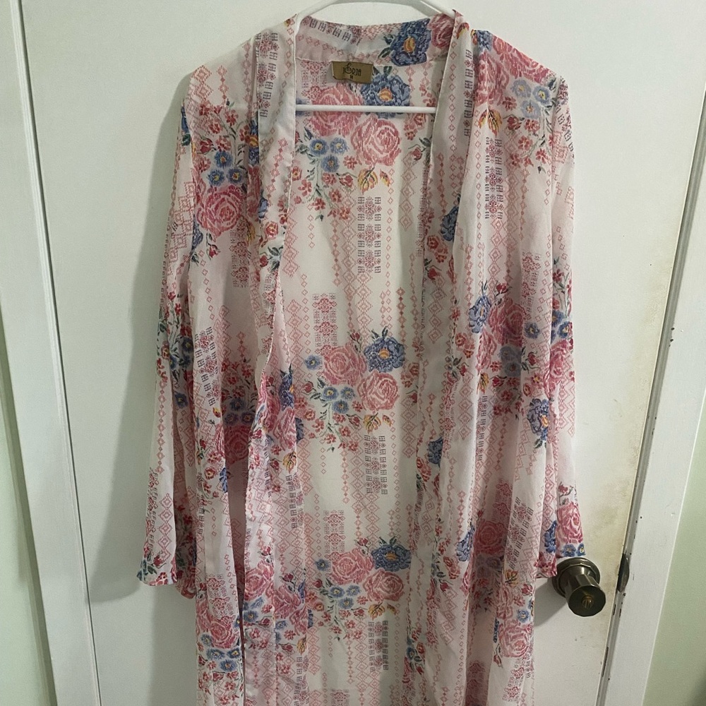 Joria Medium floral Shawl Cardigan
